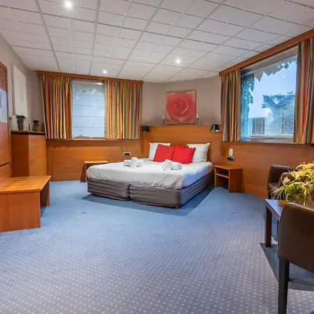 Hotel Sleep & Go Menen