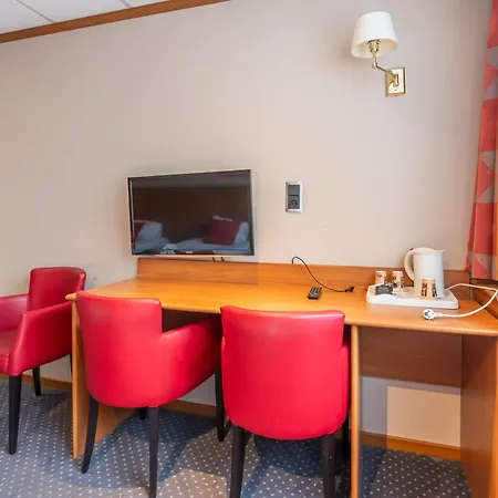Sleep & Go Hotel Menen