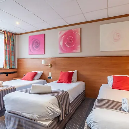 Sleep & Go Hotel *